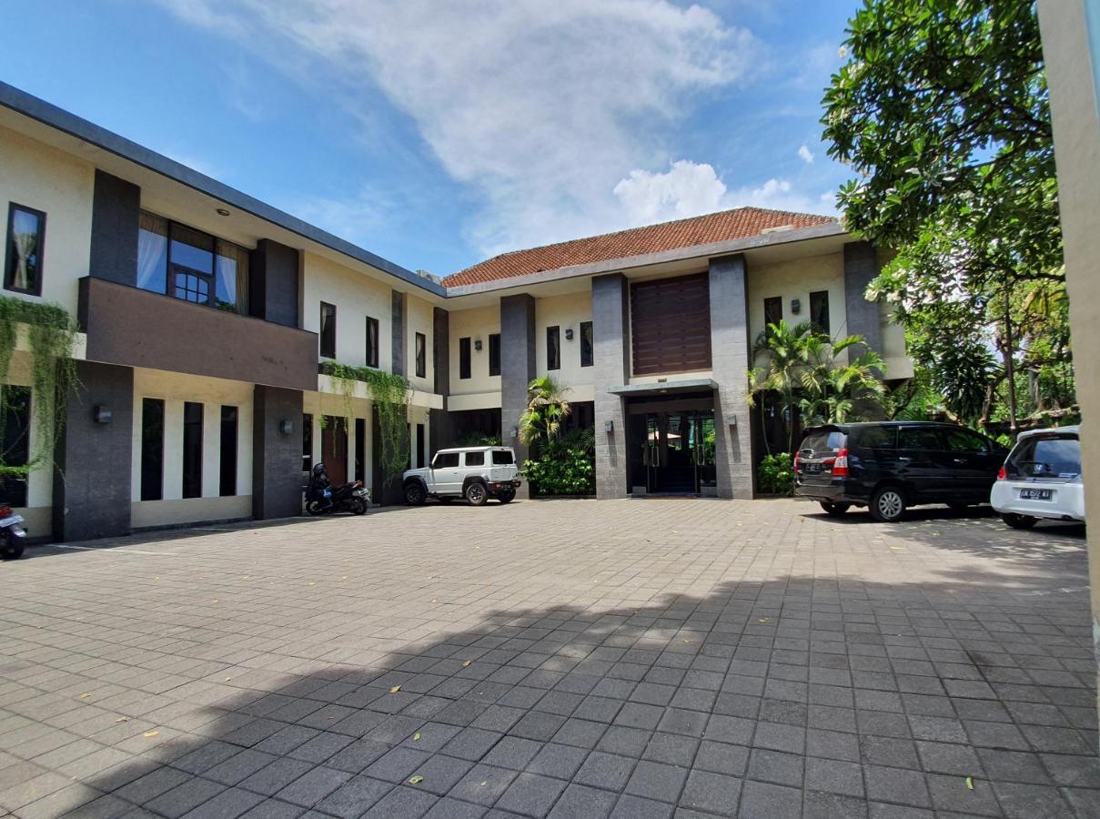 Agung 3* Sanur (Bali)